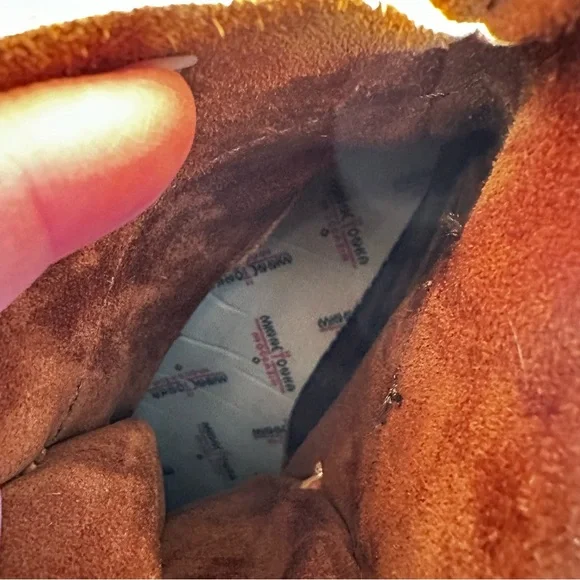 Minnetonka UO Brown Suede Ankle Moccasin Boot Size 8 Native Indian lace up shoe - Picture 11 of 12